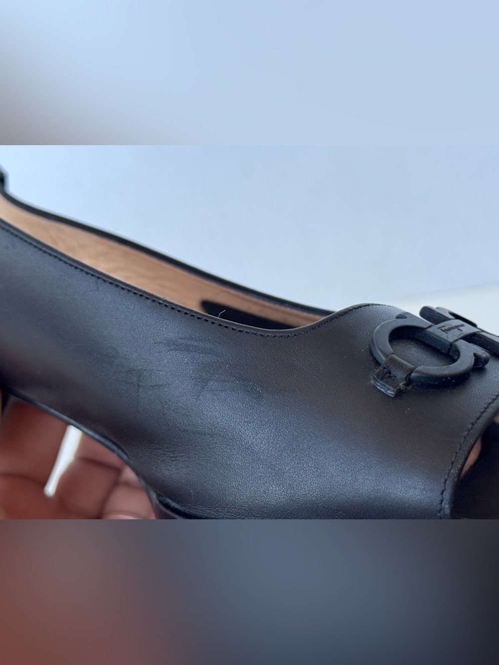 Salvatore Ferragamo Black Leather Slingback Low Heel Gancini Logo Shoes 8.5 - Picture 11 of 11